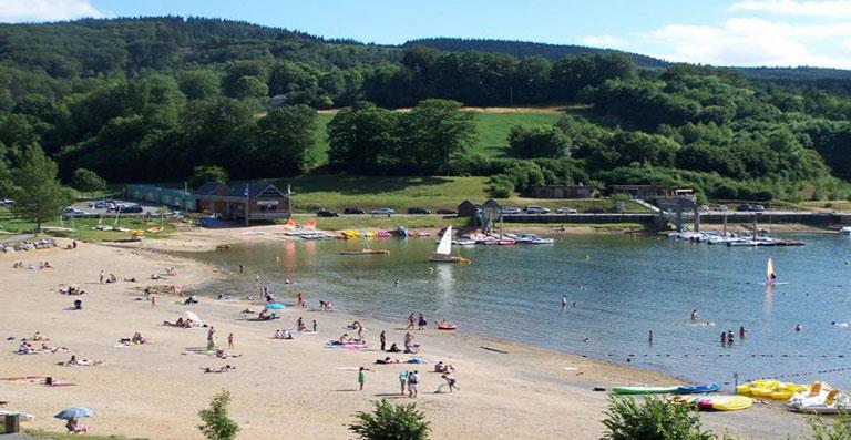 Actividades del camping Les Bouldouïres: camping cerca del lago Raviège